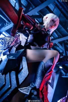 FATE Saber Alter Huke Ver @Detective Lily (Nhiếp ảnh gia: @leaderShadow) (9P)