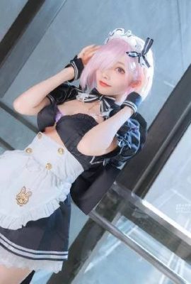 Cosplay nữ hầu gái gợi cảm FGO Mashu(CN:小鱼鱼) (12P)