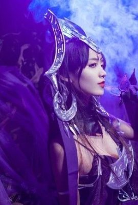 COSPLAY Jian Wang 3 Five Poisons “Người có trăm độc trong lòng, thổi sáo và nhảy múa say sưa trong chín ngày”