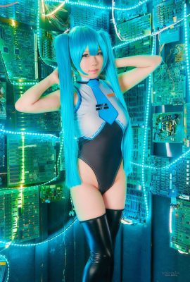 Cosplay Nana's Tail Nana Matsuoka Bí mật chụp ảnh cùng Miku