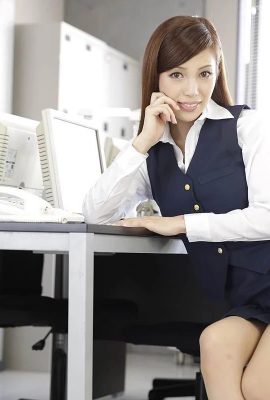 (Hitomi Yuki) CV đẹp trai giúp sếp xả stress (90P)