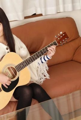 (Aino ねこ) Giúp đỡ những cô gái chơi guitar gặp khó khăn về tài chính (75P)