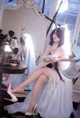 Cosplay Rioko Ryoko Azur Lane Hươu Vàng