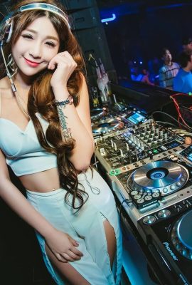 Rave club-2016.2.19(Thứ Sáu)(QDJ-nữ thần gợi cảm Candice) (34P)