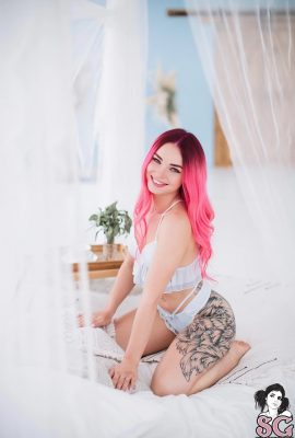 (Suicide Girls) Sonya_vibe – Kẹo bông