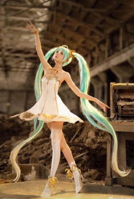 Hatsune Miku Miku SymphonyBản giao hưởng thứ 5 @小丝SeeU (9P)