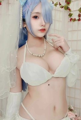 Minichu cosplay Cô dâu Rem – ReZero (35P)