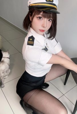 yuuhui玉彙 – Bộ B Bad Cop (48P)