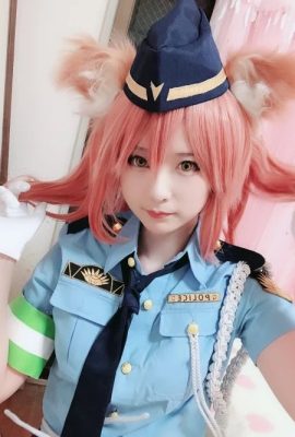 Cosplay nữ cảnh sát Misa Gaku FGO Tamamo Gozen (9P)