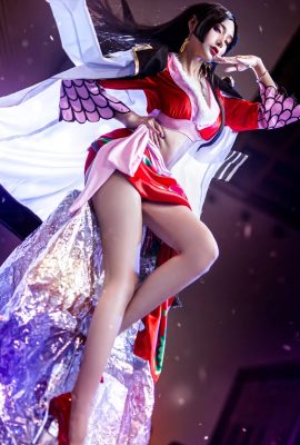 One Piece Queen @coser Elegance (Nhiếp ảnh: @leaderShadow) (Triển lãm trò chơi và hoạt hình quốc tế A-3) (9P)