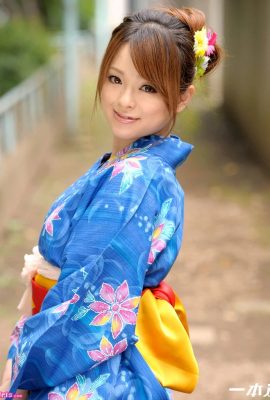 (小桜りく) Cô gái ngực tròn nhỏ nhắn dễ thương trong bộ yukata không khỏi cảm nhận được con cặc to (12P)