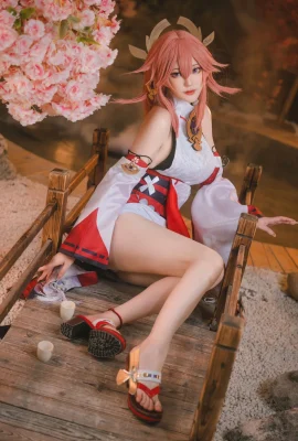 Cosplay mayo lòng đỏ Yae Shenzi