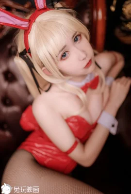 Thỏ Chơi Phim Cosplay Thỏ Cô Gái Đỏ Và Đen