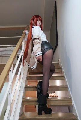 Walkure – Makise Kurisu