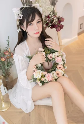 Cosplay Mèo Cửu Giang Hoa Sakura 21 tuổi