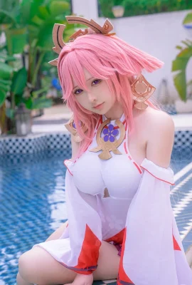 Sakurariri yae kamiko bơi
