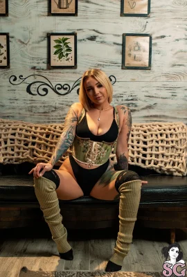 (Cô gái tự sát) 06 tháng 5 năm 2025 – Shiane – Shiane (48p)
