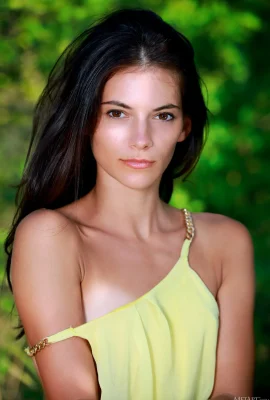 Aleksandrina – hoàn hảo (110p)